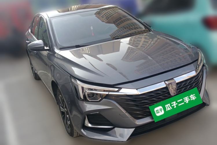Used Roewe i6 MAX New Energy 2022 EV 600 Grand Touring Edition with Skyroof Front Right 45 Deg