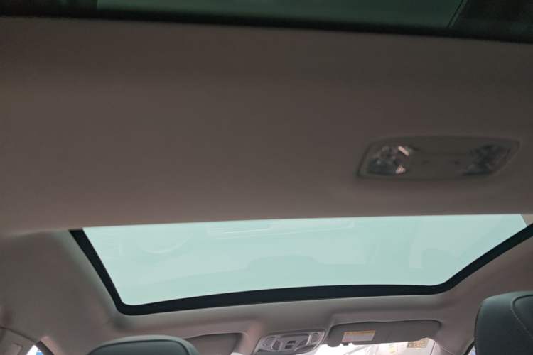 Used Roewe i6 MAX New Energy 2022 EV 500 Skyroof Special Edition Headliner