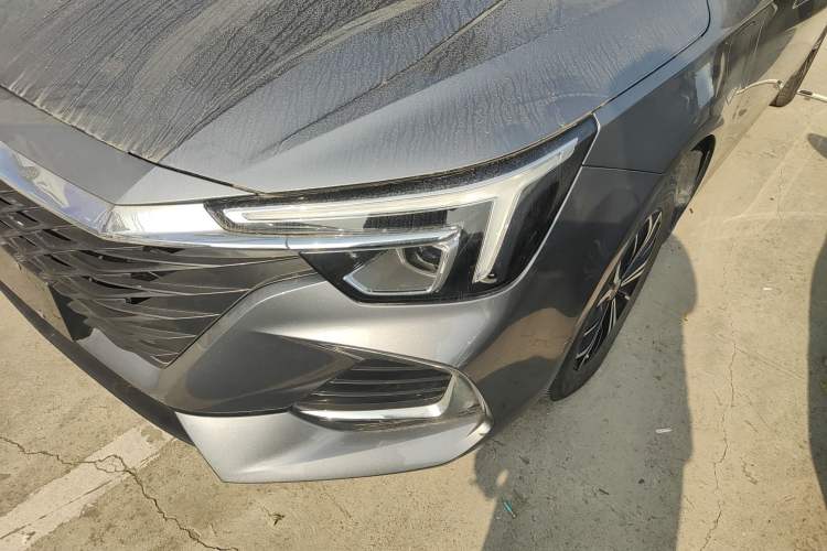 Used Roewe i6 MAX New Energy 2022 EV 500 Grand Touring Edition with Sunroof Left Front Headlight