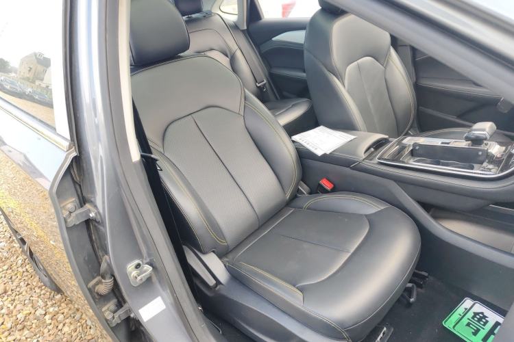 Used Roewe i6 MAX New Energy 2022 EV 500 Grand Touring Edition with Sunroof Right Front Seat