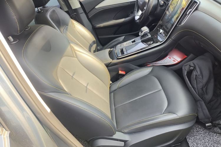 Used Roewe i6 MAX New Energy 2022 EV 500 Grand Touring Edition with Sunroof Right Front Seat