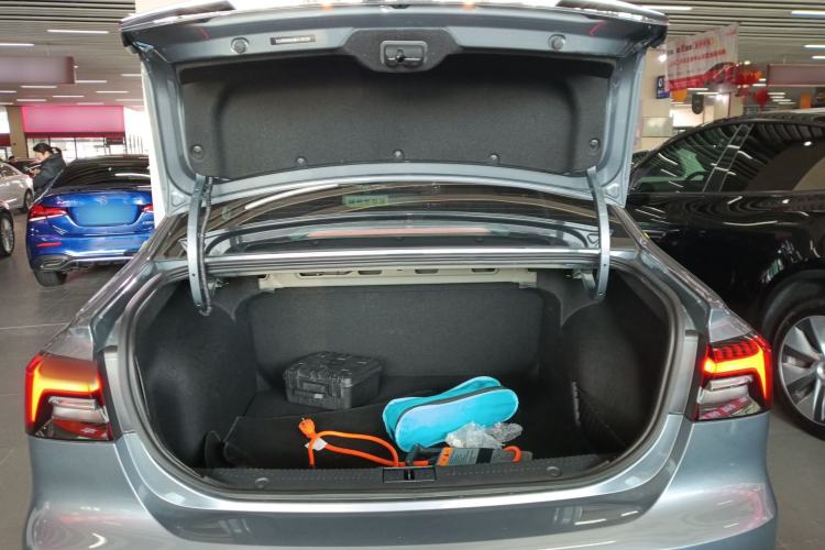 Used Roewe i6 MAX New Energy 2022 EV 500 Skyroof Flagship Edition Trunk