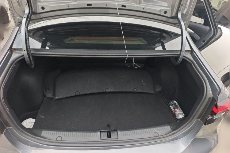 Used Roewe i6 MAX New Energy 2022 EV 500 Grand Touring Edition with Sunroof Trunk