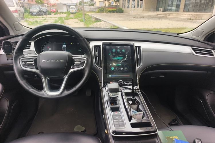Used Roewe i6 MAX New Energy 2022 EV 500 Grand Touring Edition with Sunroof Center Console