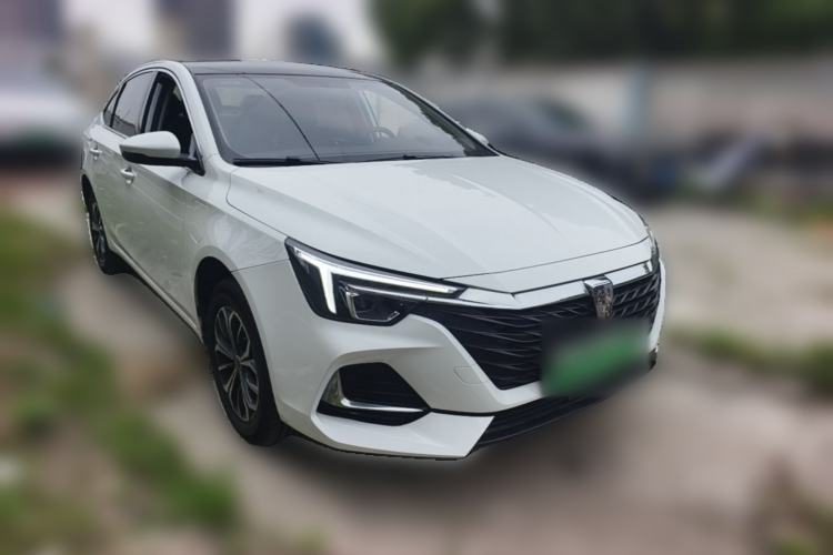Used Roewe i6 MAX New Energy 2022 EV 500 Grand Touring Edition with Sunroof Front Right 45 Deg