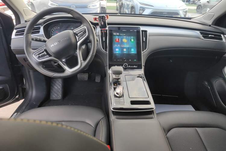 Used Roewe i6 MAX New Energy 2022 EV 500 Grand Touring Edition with Sunroof Interior 2