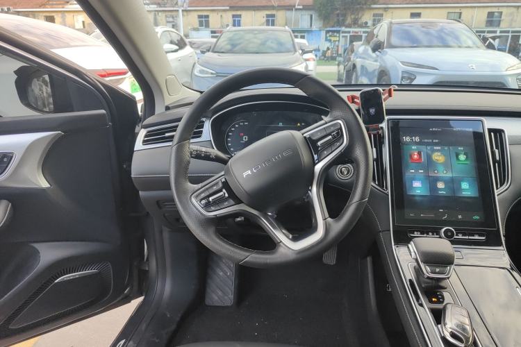 Used Roewe i6 MAX New Energy 2022 EV 500 Grand Touring Edition with Sunroof Steering Wheel