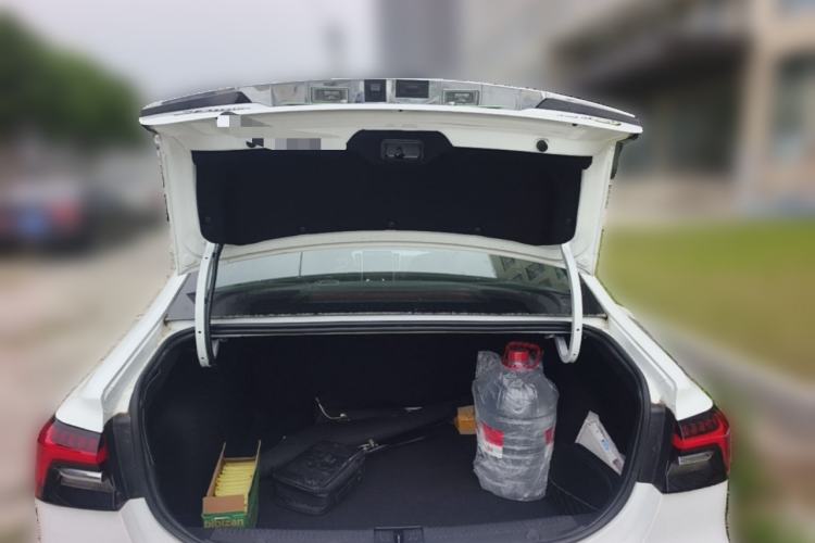 Used Roewe i6 MAX New Energy 2022 EV 500 Grand Touring Edition with Sunroof Trunk