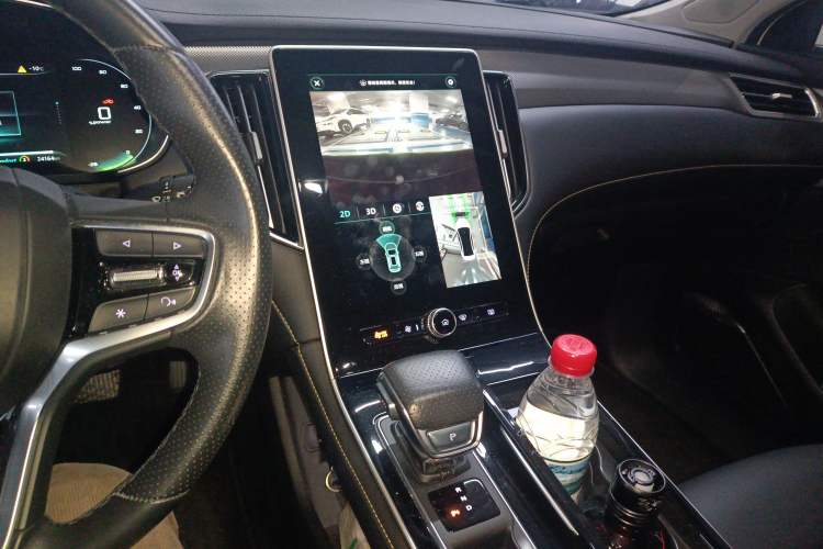 Used Roewe i6 MAX New Energy 2022 EV 600 Skyroof Flagship Edition Audio And AC Panel