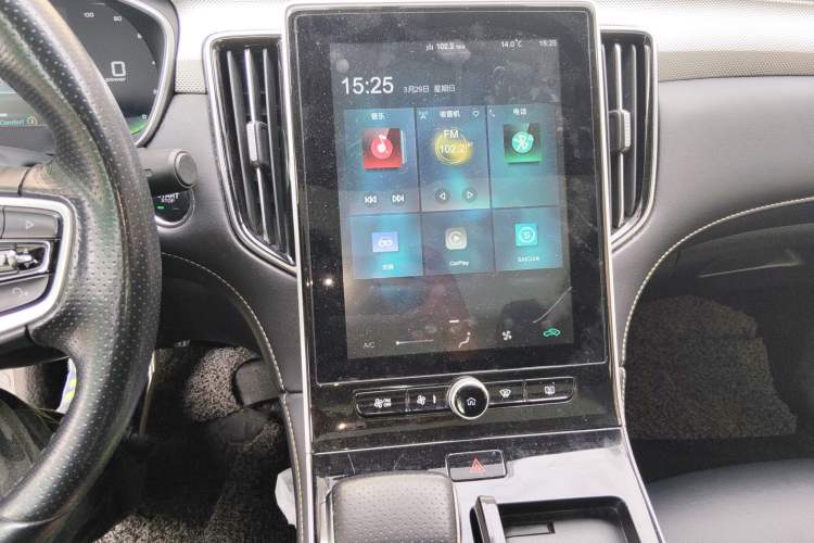 Used Roewe i6 MAX New Energy 2022 EV 600 Grand Touring Edition with Skyroof Audio And AC Panel