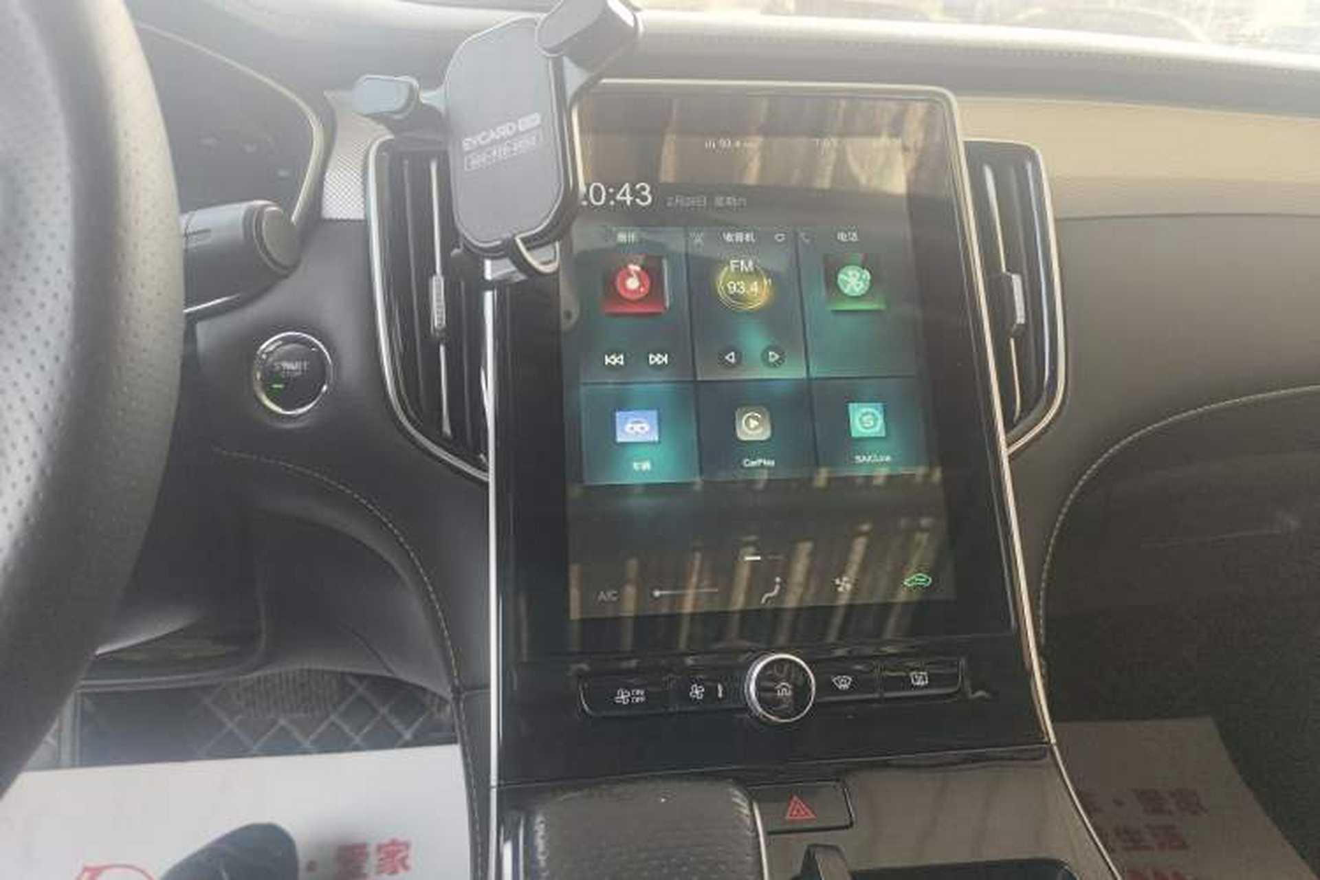Used Roewe i6 MAX New Energy 2022 EV 500 Grand Touring Edition with Sunroof Audio And AC Panel