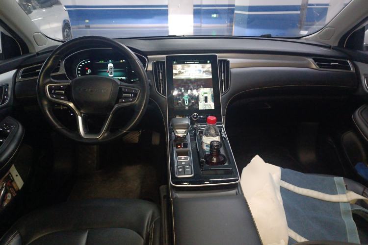 Used Roewe i6 MAX New Energy 2022 EV 600 Skyroof Flagship Edition Center Console