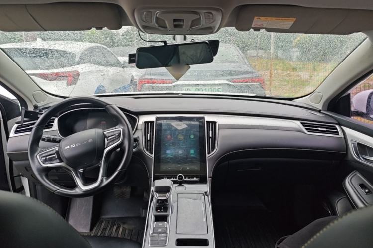 Used Roewe i6 MAX New Energy 2022 EV 500 Grand Touring Edition with Sunroof Center Console