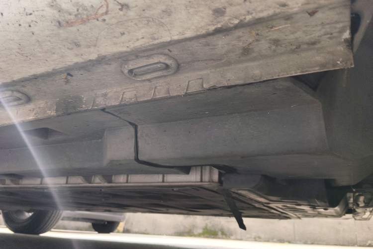 Used Roewe i6 MAX New Energy 2022 EV 600 Grand Touring Edition with Skyroof Chassis Front Right