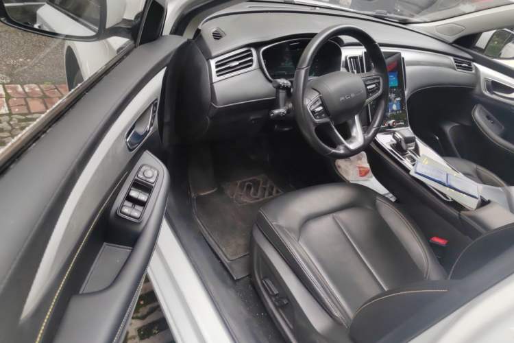 Used Roewe i6 MAX New Energy 2022 EV 500 Skyroof Flagship Edition Driver Seat