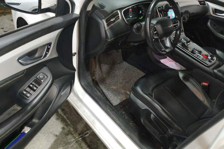 Used Roewe i6 MAX New Energy 2022 EV 500 Grand Touring Edition with Sunroof Driver Seat