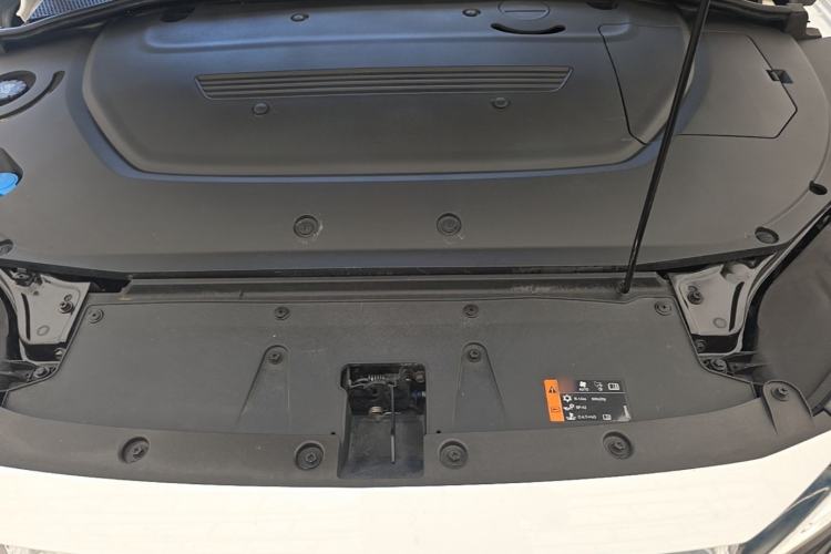 Used Roewe i6 MAX New Energy 2022 EV 500 Grand Touring Edition with Sunroof Engine Bay