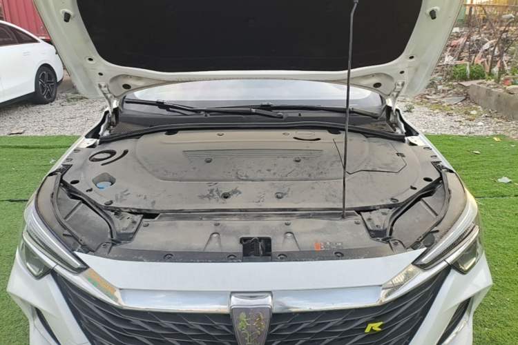 Used Roewe i6 MAX New Energy 2022 EV 600 Grand Touring Edition with Skyroof Engine Bay