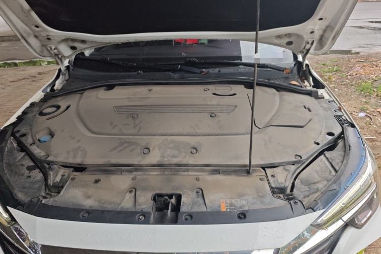 Used Roewe i6 MAX New Energy 2022 EV 600 Skyroof Flagship Edition Engine Bay