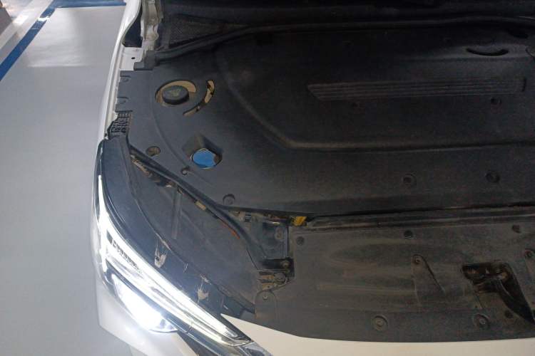Used Roewe i6 MAX New Energy 2022 EV 600 Skyroof Flagship Edition Engine Bay Right