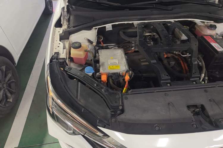 Used Roewe i6 MAX New Energy 2022 EV 500 Grand Touring Edition with Sunroof Engine Bay Right