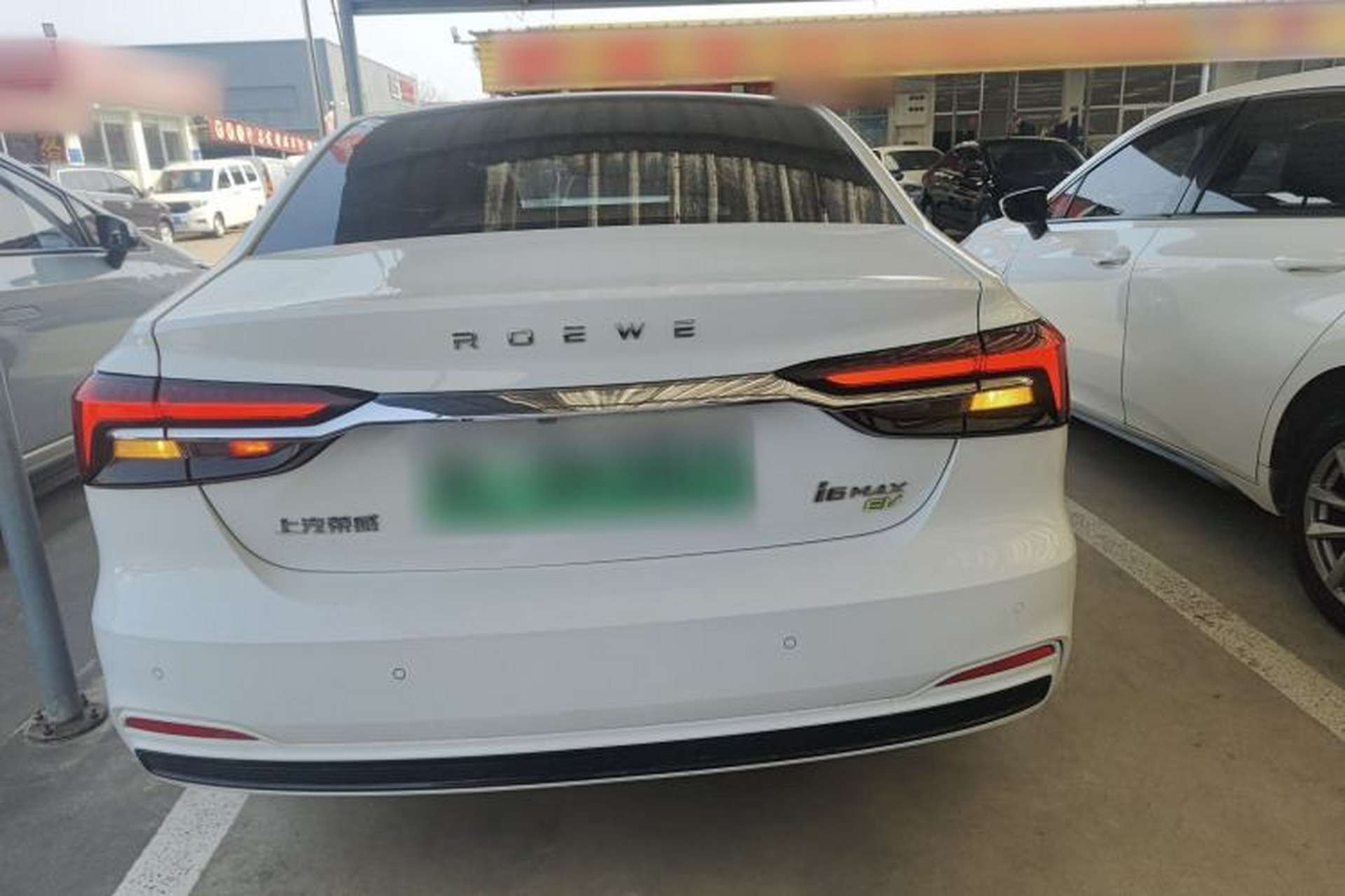 Used Roewe i6 MAX New Energy 2022 EV 500 Grand Touring Edition with Sunroof Exterior 4