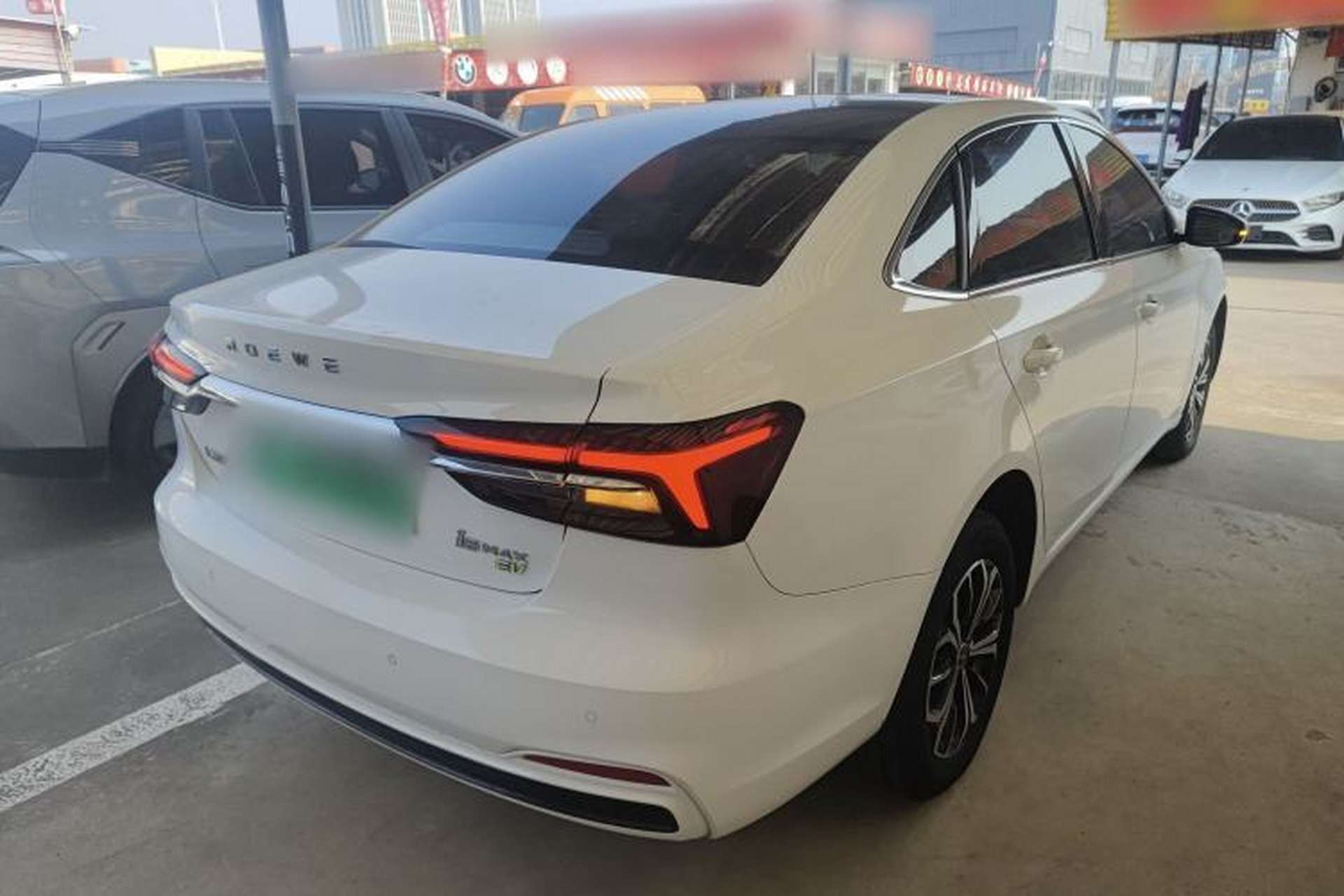 Used Roewe i6 MAX New Energy 2022 EV 500 Grand Touring Edition with Sunroof Exterior 5