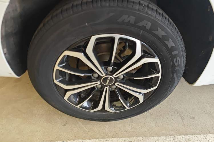 Used Roewe i6 MAX New Energy 2022 EV 500 Grand Touring Edition with Sunroof Exterior 5