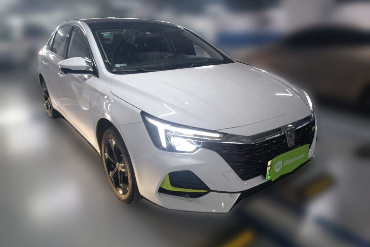 Used Roewe i6 MAX New Energy 2022 EV 600 Skyroof Flagship Edition Front Right 45 Deg
