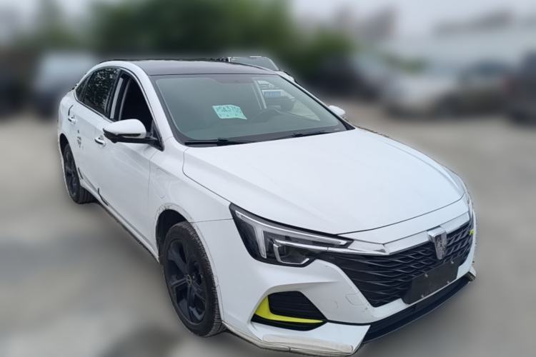 Used Roewe i6 MAX New Energy 2022 EV 500 Skyroof Flagship Edition Front Right 45 Deg