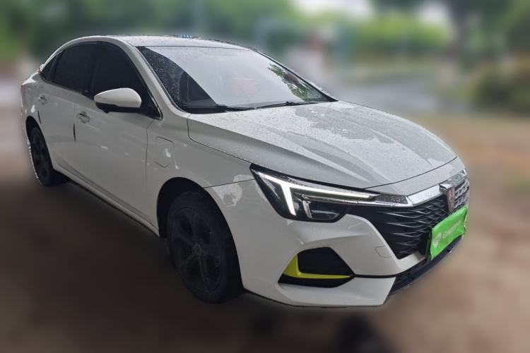 Used Roewe i6 MAX New Energy 2022 EV 600 Skyroof Flagship Edition Front Right 45 Deg
