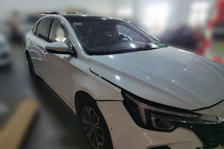 Used Roewe i6 MAX New Energy 2022 EV 500 Grand Touring Edition with Sunroof Front Right 45 Deg