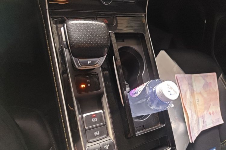 Used Roewe i6 MAX New Energy 2022 EV 600 Skyroof Flagship Edition Gear Lever