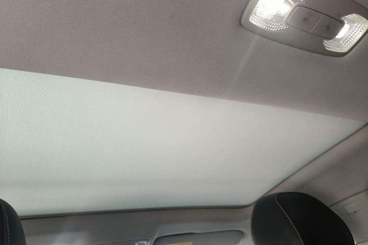 Used Roewe i6 MAX New Energy 2022 EV 500 Skyroof Special Edition Headliner