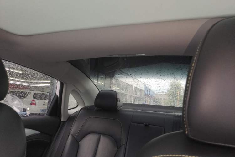 Used Roewe i6 MAX New Energy 2022 EV 500 Skyroof Flagship Edition Headliner
