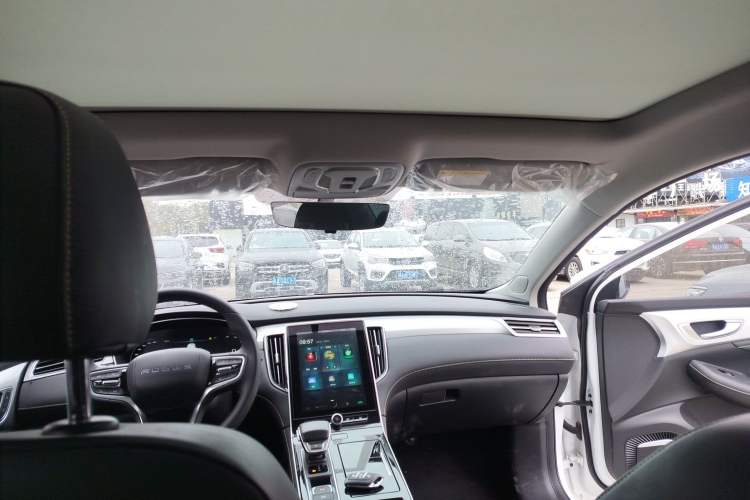Used Roewe i6 MAX New Energy 2022 EV 500 Grand Touring Edition with Sunroof Headliner
