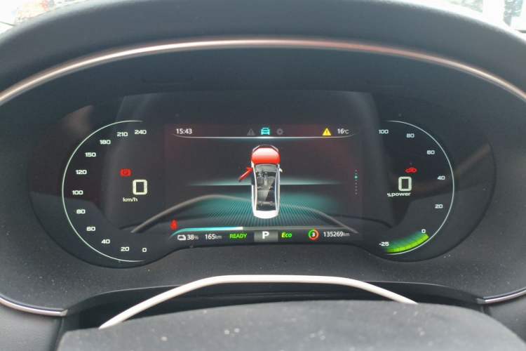 Used Roewe i6 MAX New Energy 2022 EV 500 Grand Touring Edition with Sunroof Instrument Cluster