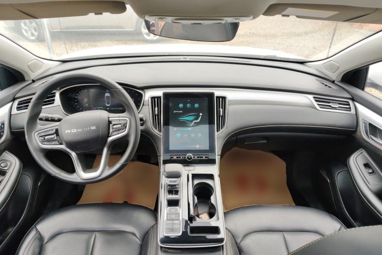 Used Roewe i6 MAX New Energy 2022 EV 500 Grand Touring Edition with Sunroof Interior 2