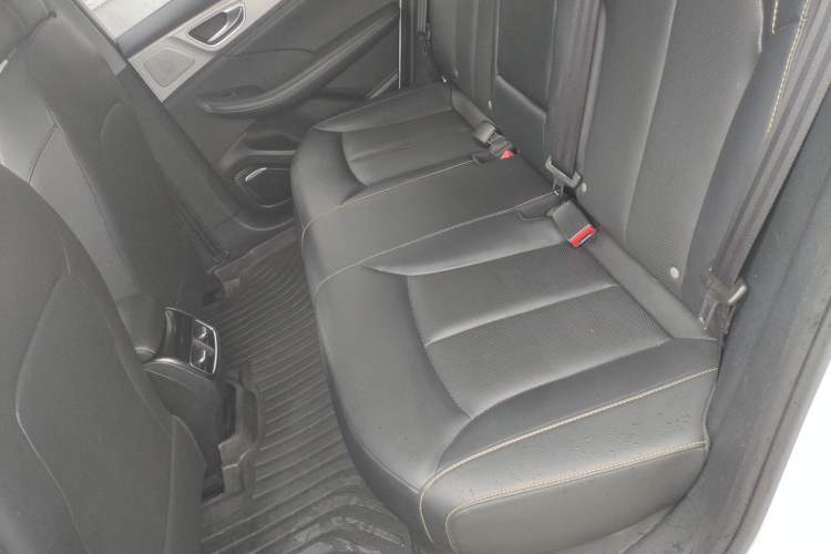 Used Roewe i6 MAX New Energy 2022 EV 500 Skyroof Flagship Edition Interior 4