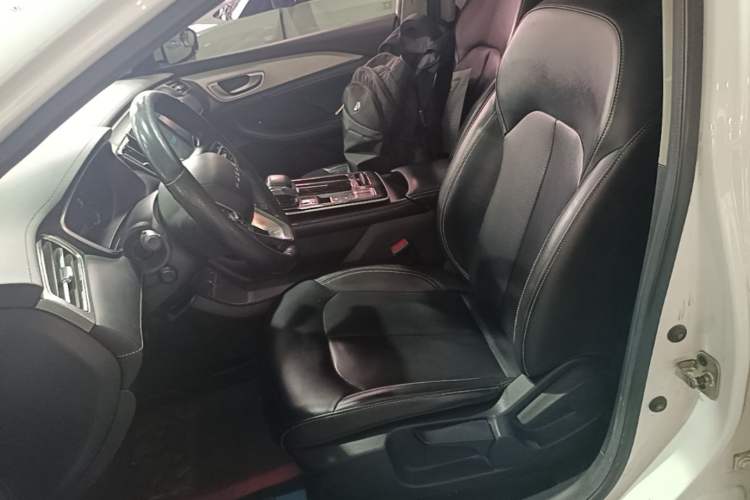 Used Roewe i6 MAX New Energy 2022 EV 600 Grand Touring Edition with Skyroof Left Front Seat