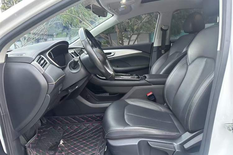 Used Roewe i6 MAX New Energy 2022 EV 500 Grand Touring Edition with Sunroof Left Front Seat