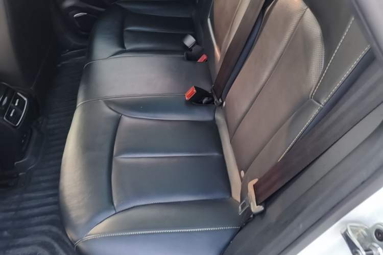 Used Roewe i6 MAX New Energy 2022 EV 500 Skyroof Special Edition Left Rear Seat