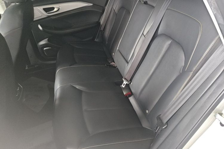 Used Roewe i6 MAX New Energy 2022 EV 600 Skyroof Flagship Edition Left Rear Seat