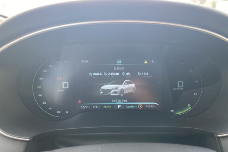 Used Roewe i6 MAX New Energy 2022 EV 500 Grand Touring Edition with Sunroof Odometer Close Up