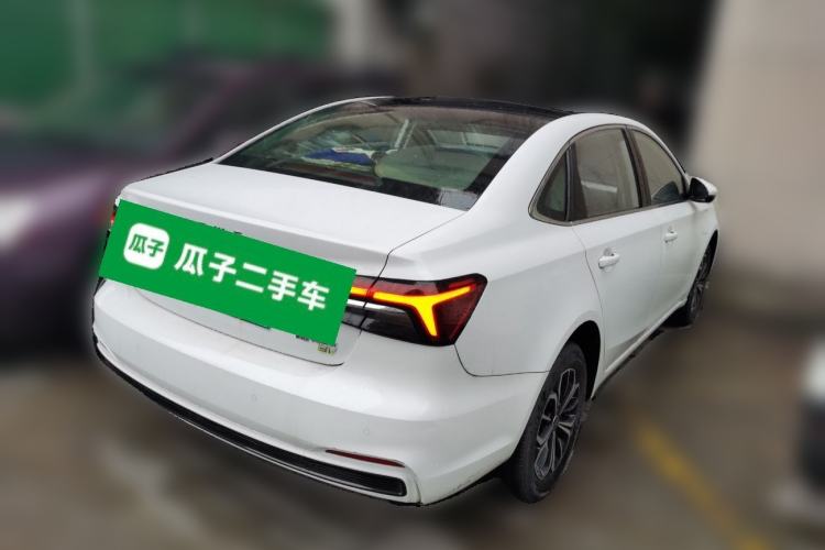 Used Roewe i6 MAX New Energy 2022 EV 600 Grand Touring Edition with Skyroof Rear Right 45 Deg