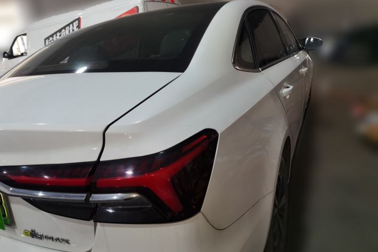 Used Roewe i6 MAX New Energy 2022 EV 500 Grand Touring Edition with Sunroof Rear Right 45 Deg
