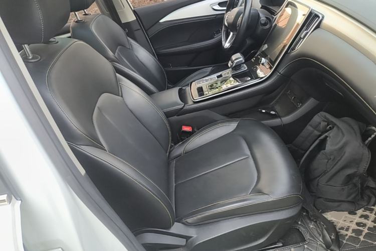 Used Roewe i6 MAX New Energy 2022 EV 600 Grand Touring Edition with Skyroof Right Front Seat