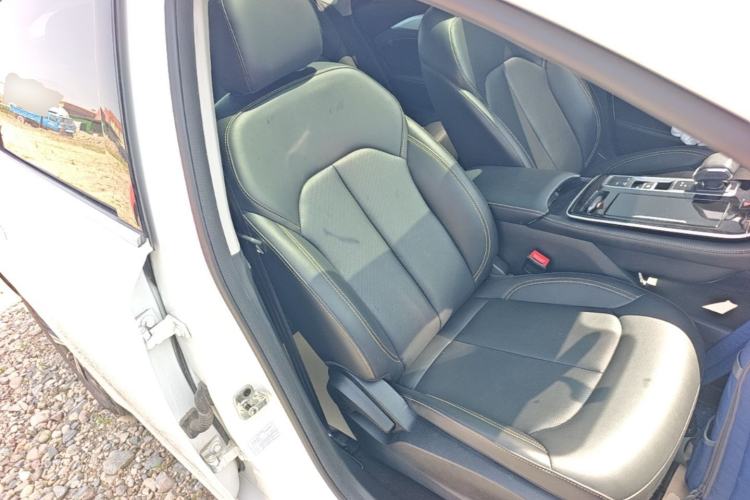 Used Roewe i6 MAX New Energy 2022 EV 500 Grand Touring Edition with Sunroof Right Front Seat