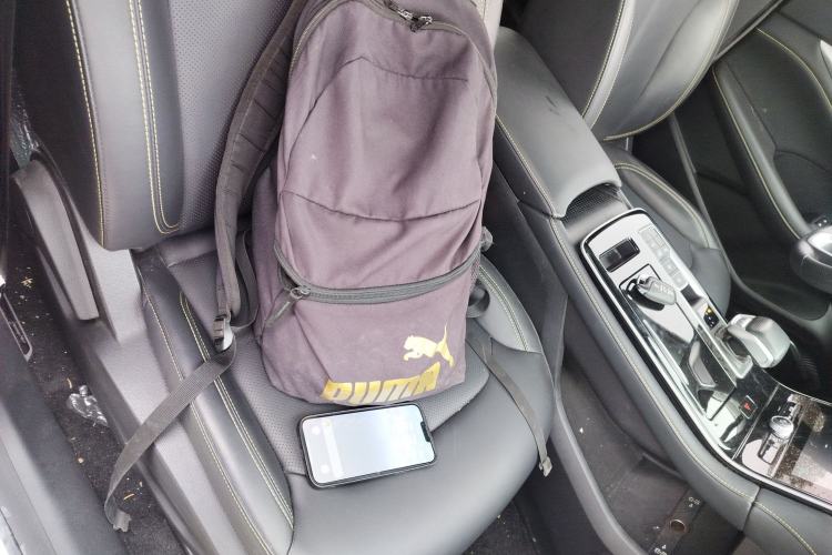 Used Roewe i6 MAX New Energy 2022 EV 500 Grand Touring Edition with Sunroof Right Front Seat