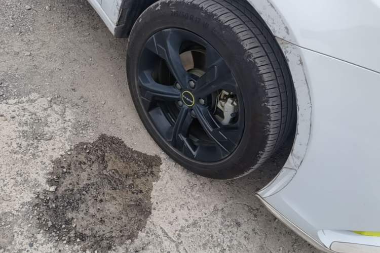 Used Roewe i6 MAX New Energy 2022 EV 500 Skyroof Flagship Edition Right Front Wheel Hub